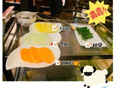 -大匠工房古船木艺术餐厅·猪肚鸡专门店(长白仙岛店)