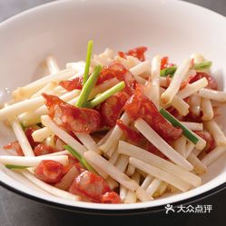 花生苗炒香肠
