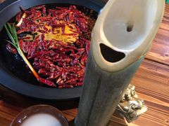 -黄潇洒老火锅(九眼桥宏济巷店)