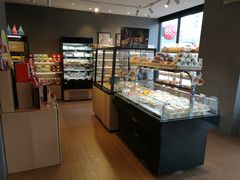 面包甜点陈列柜-85度C(上海秀沿路店)