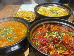 -有红鸡毛店·砂锅菜(抚琴夜市店)