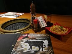 -肉魁屋·烧肉·烧鸟·酒场(高新店)