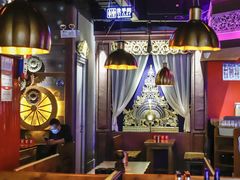 -Helens海伦司小酒馆(上海疁城新天地店)
