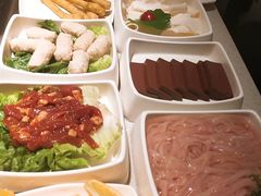 -海底捞火锅鲜切牛肉主题店(长寿路店)