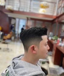 -尼特斯男士发型馆