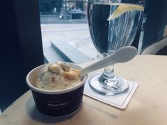 橙香柚子冰淇淋-哈根达斯(世界城店)
