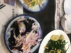 -壹阁胡羊焖饼(特色小吃街店)