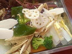 -好吃鬼高原牦牛杂火锅(古尔沟分店)