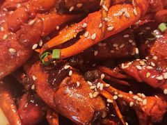 -肥肥虾庄·金牌油焖大虾(杨园滨江时代walk店)