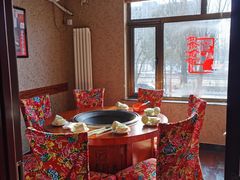 包厢-忆乡情铁锅炖鱼饭店(延庆店)