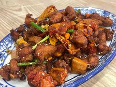 -江城燕子大排档(江汉路步行街店)