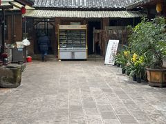 -荣发马店