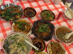 -老方桌烂蹄花川菜馆(九龙坡店)