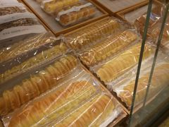 毛毛虫-可斯贝莉现烤面包·生日蛋糕(云珠店)