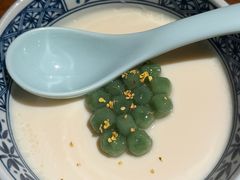 小青团冰豆花-鑫震源·苏式大虾生煎(山塘街店)