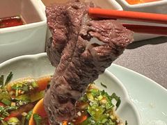 -左庭右院鲜牛肉火锅黑金店(陆家嘴中心店)