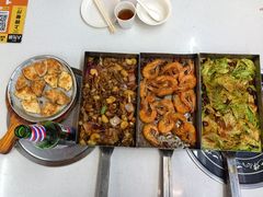 -老东镇啤酒屋海鲜加工·蒸汽海鲜·海鲜烧烤(台东店)