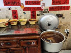 -柳州肥姨妈大骨螺蛳粉(东靖路店)
