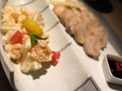 -穹六人间 people 6(岳阳路店)