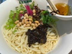 牛肉炸酱面-黑窑厂糖油饼烤鸭·清真菜(旗舰店)