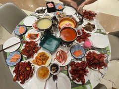 -金马门国际美食百汇(珞喻路店)