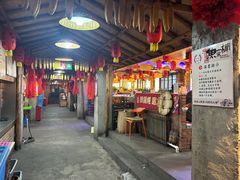 -鱼窝棚柴火铁锅炖(富山屯店)