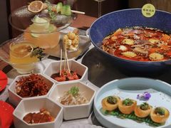 -渔语鱼新川菜Bistro(万象天地店)