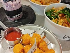 -W COLLECTIVE  DESSERT SHOP