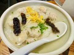 招牌鲜虾小馄饨-苏小柳手作点心(控江旭辉分院)