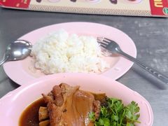 -Kha Mu Charoensang(Silom)