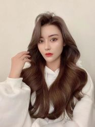 -诗悦发型烫染SALON