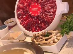 -左庭右院鲜牛肉火锅(龙湖杭州滨江天街店)