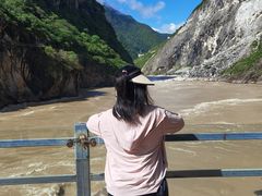 -丽江虎跳峡景区-售票处