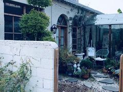 -Jo's Garden