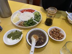 -官塘陈记鱼生·潮汕砂锅粥·牛肉火锅(潮枫路总店)