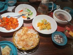 -荷塘秋月·本帮江浙菜(国权路店)