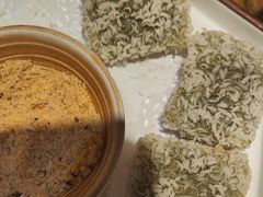 -快活林酸汤鱼鲜品火锅店(甲秀楼店)