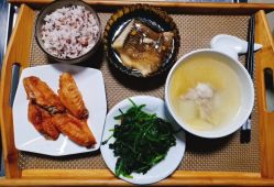 -海豚湾高端月子会所(黄浦店)