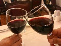 “波霸”红酒-沙利文餐厅(南湾街店)