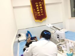 点击看大图 -蕾特恩专业祛痘·皮肤管理