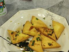 香煎客家黄豆腐-银峰农庄·特色烧鸡·鲜无花果浸鸡