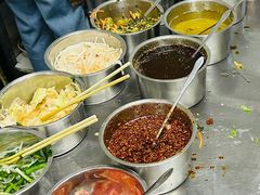 -巍山𤆵肉饵丝