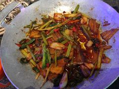 -路边边.炒菜烧烤.音乐餐厅(良乡长虹店)