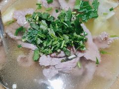 -冯烫烫跷脚牛肉·川菜小馆(武胜西街店)