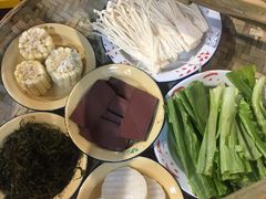-有拈头成都市井火锅(韩乐坊店)
