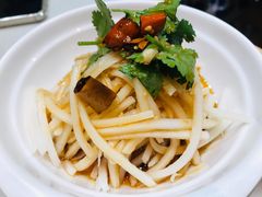 凉拌藕丝-喜家德虾仁水饺(华强天虹店)