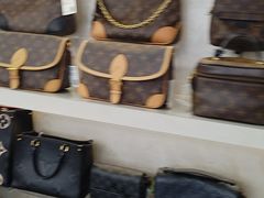 -六六奢品·vintage中古·回收二手奢侈品包包手表首饰(环球港店)