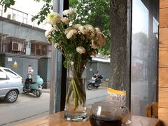 红樱桃-VOYAGE COFFEE(北锣鼓巷店)