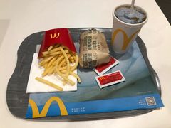 -麦当劳(百联西郊购物中心店)