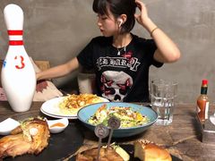 -HIGH FIVE哈福手工汉堡(桂林路店)